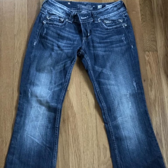 Miss Me Jeans - Picture 1 of 5